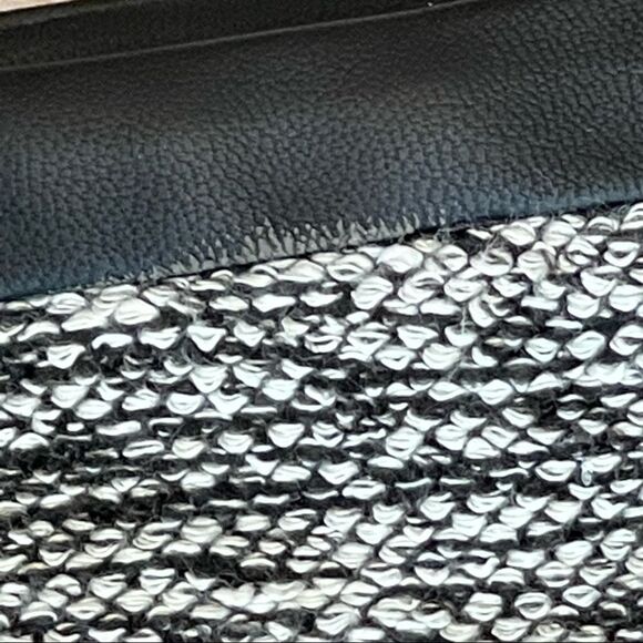 Express Mini Skirt - Picture 7 of 8